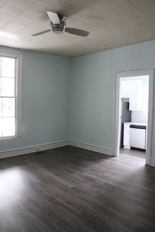 Photo - 404 Vance St NE Unit B