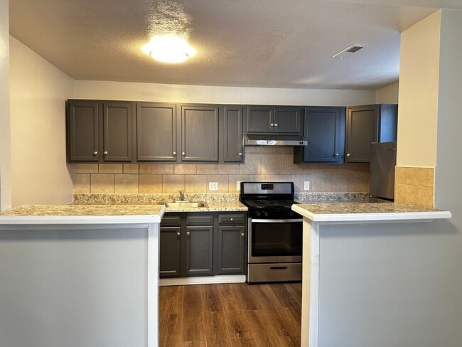 Photo - 4632 Hillside Rd SE Unit 2