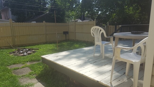 Photo - 425 E 16th Ave