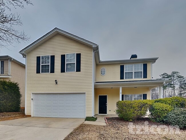 Building Photo - 2000 Farm Hill Ct