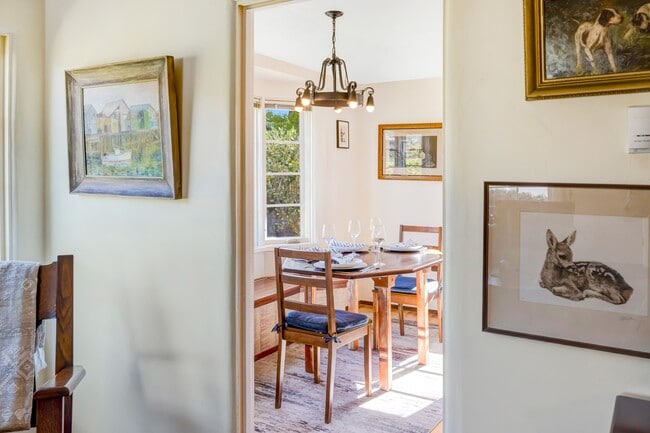 Photo - 969 Egan Ave