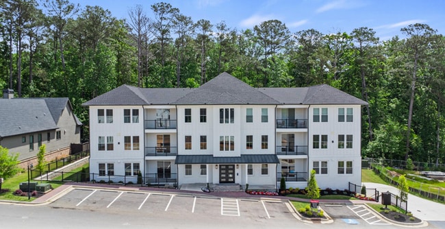 Photo - Luxury Living in Peachtree City