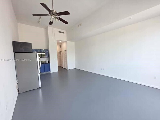 Photo - 253 NE 2nd St Unit 234