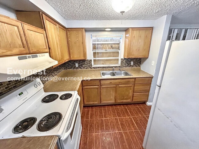 Photo - 13000 120th St N