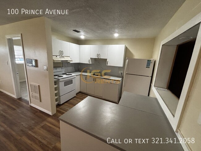 Photo - 100 Prince Ave Casa