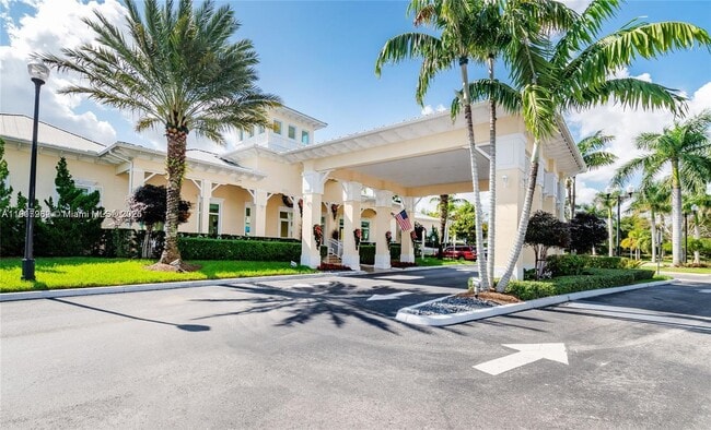 Photo - 367 NE 35th Ave