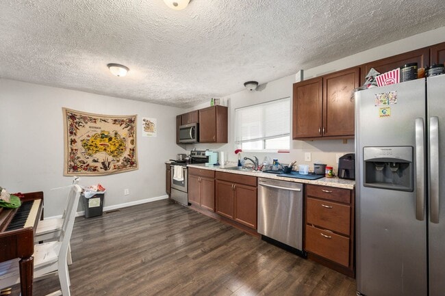 Photo - 814-816 W. North St Unit 814