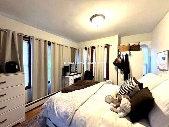 Photo - 202 Calumet St Unit 1