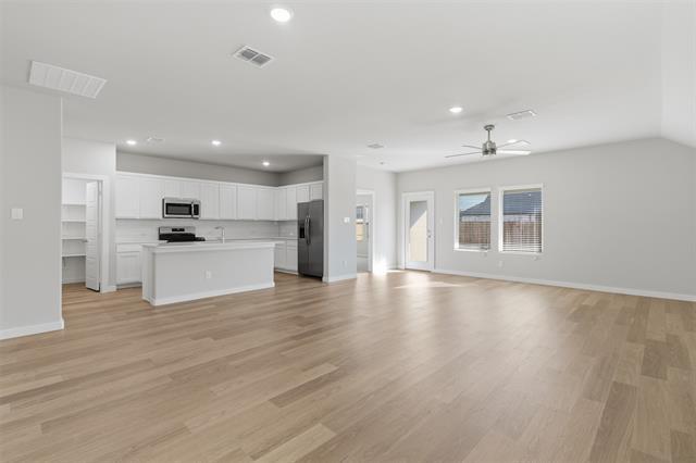 Photo - 607 Whispering Winds Trl