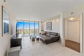 Photo - Yacht Club Drive, Aventura, FL 33180 - 2 B...