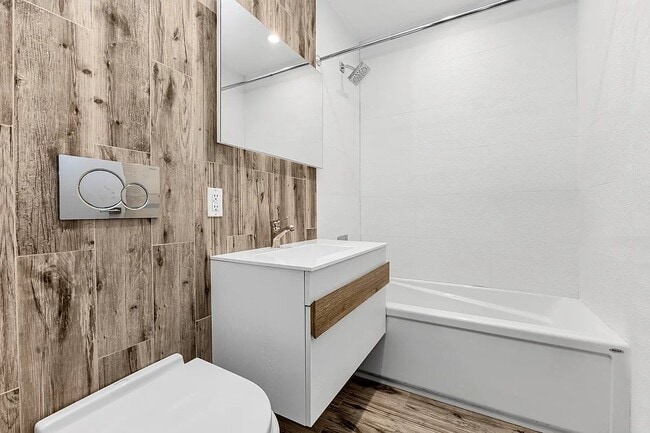 Photo - 50 Murray St Unit 1740