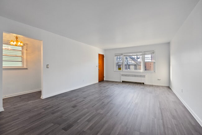 Photo - 7108 Polk St