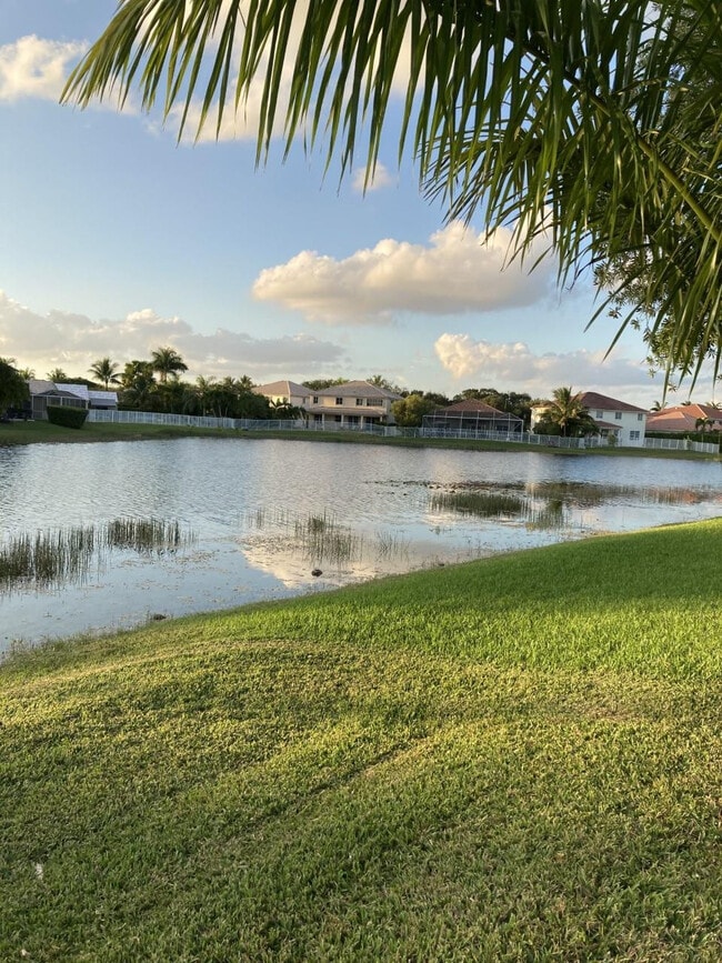 Photo - 4382 Fox Ridge Dr