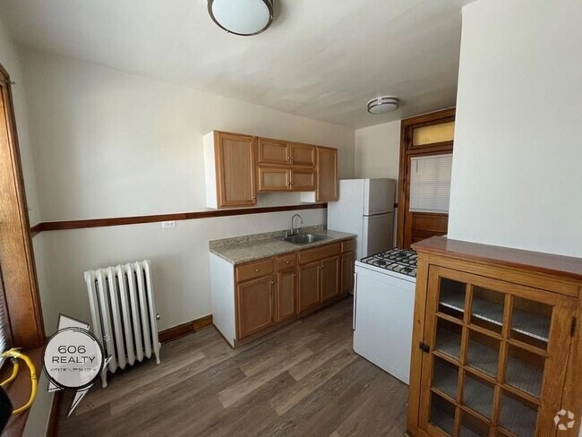 Building Photo - 5503 W Belmont Ave Unit 2 Rental