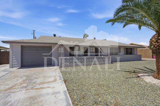 Photo - 10747 W Hope Dr