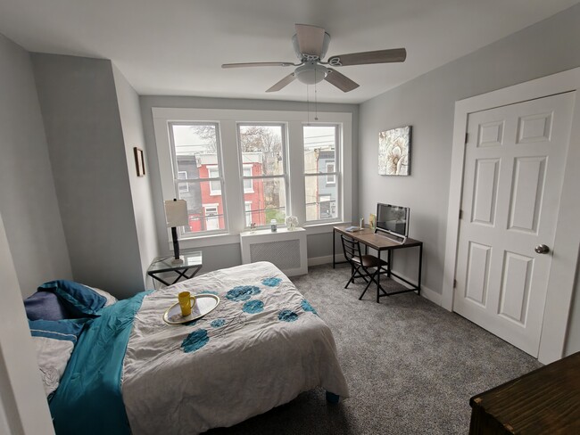 Building Photo - 2916 W Norris St