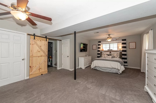 Photo - 3bd/2.5ba 2-story home in quiet neighborhood.