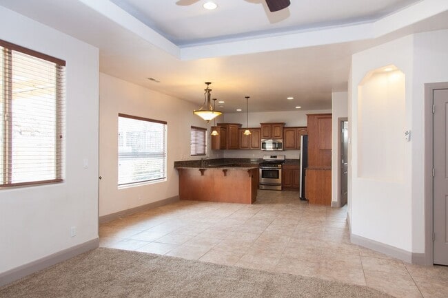 Photo - 3 Bedroom Single-Family Home in Central Hu...