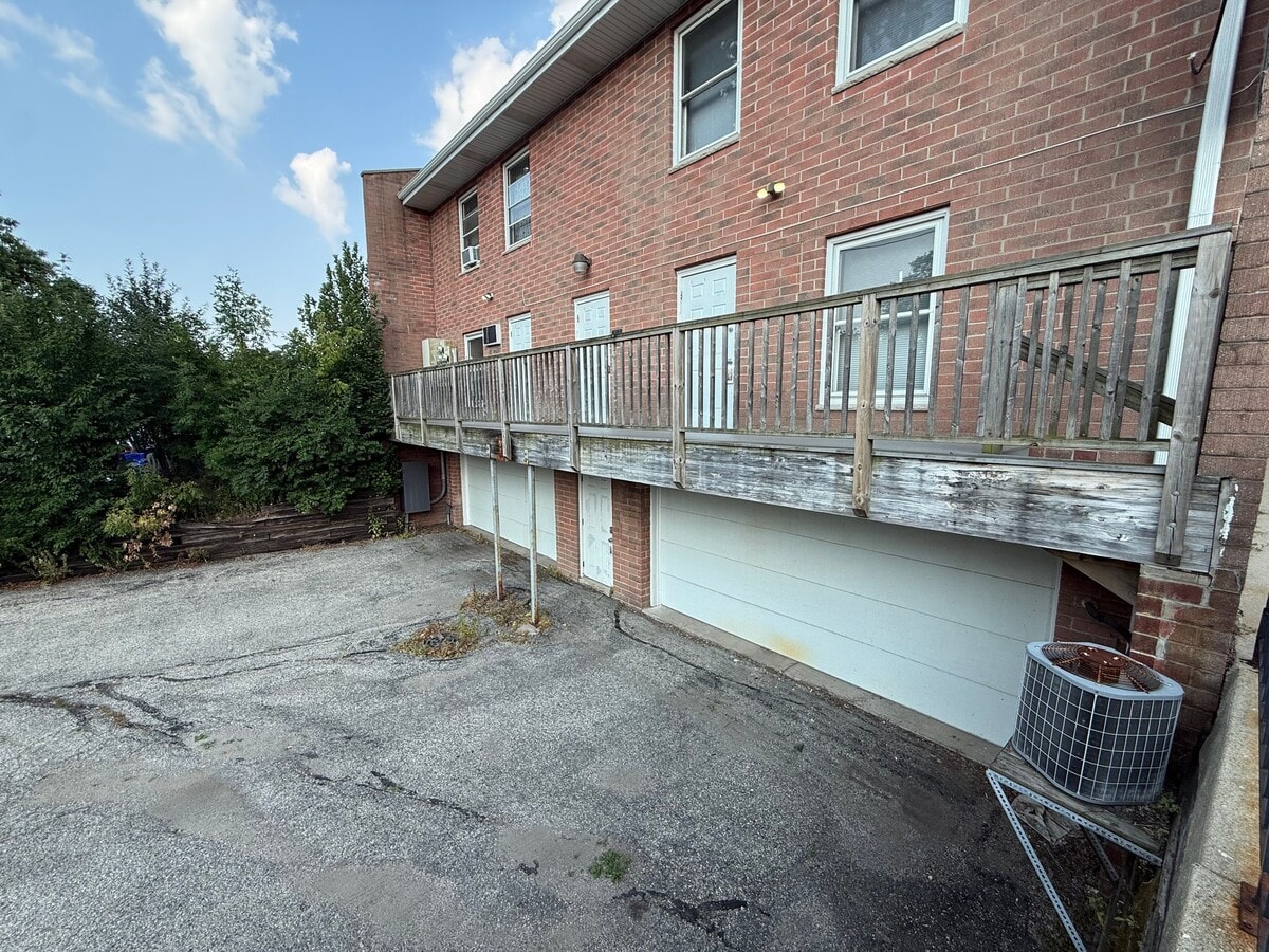 Photo - 11038 W National Ave Unit 6