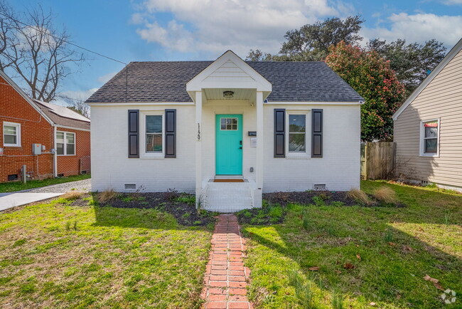 Building Photo - 1129 Hillside Ave Rental