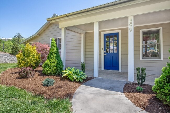 Photo - Fantastic 1930s Cottage - Renovated Top to...