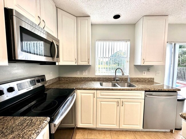 Photo - 2698 Linkside Dr