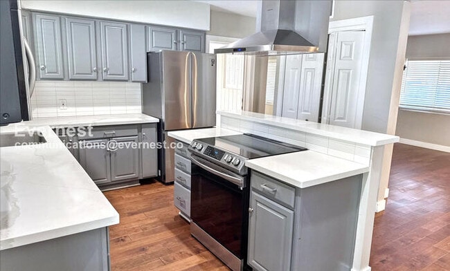 Photo - 2002 W Northview Ave