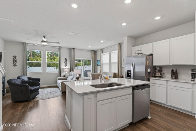 Photo - 14532 Macadamia Ln