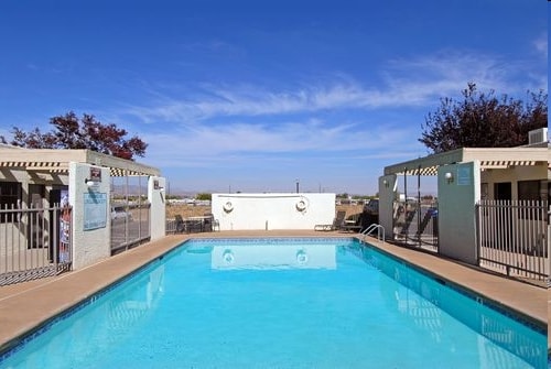 Pool - Centennial Park View