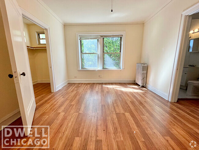 Building Photo - 2500 N Sawyer Ave Unit 1B Rental