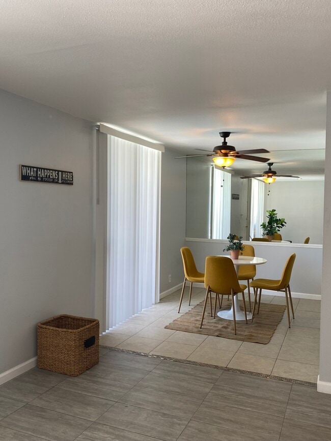 Building Photo - 73955 Shadow Mountain Dr Unit 73955 SHADOW MOUNTAIN DRIVE