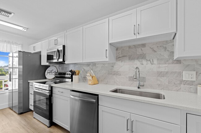 Photo - 2915 SW 15th St Unidad 204