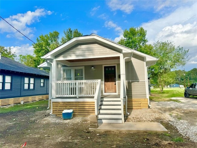 Photo - 3505 Brooks St House