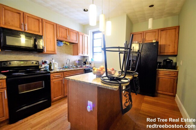 Photo - 184 St Paul St Unit 3