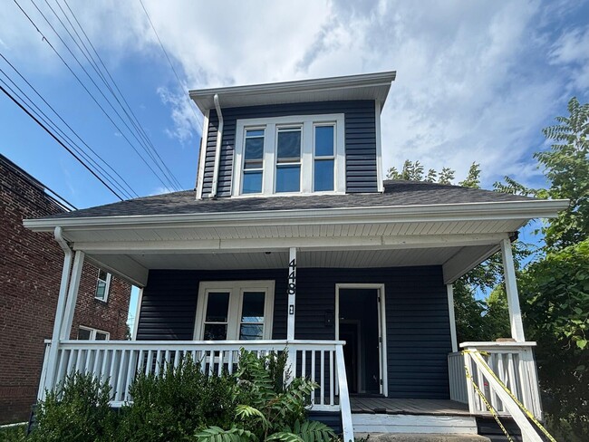 Building Photo - 448 E Woodrow Ave Rental