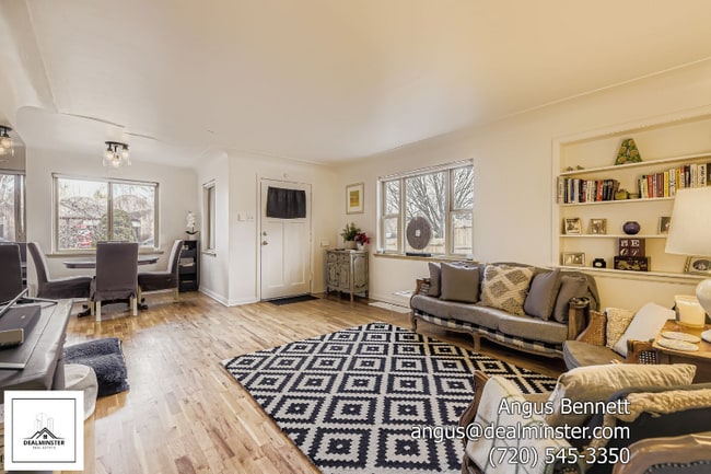 Photo - 1265 Jasmine St