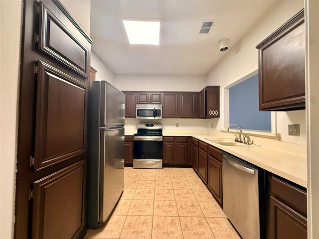 Building Photo - 14277 Preston Rd Unit 512