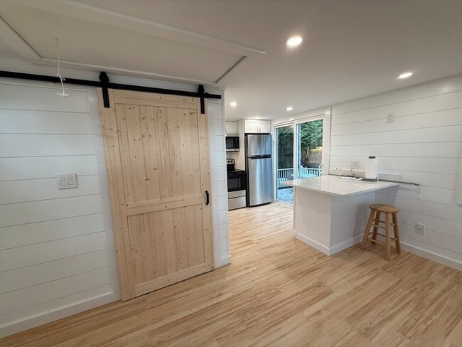 Photo - 68 Post N Rail Ave