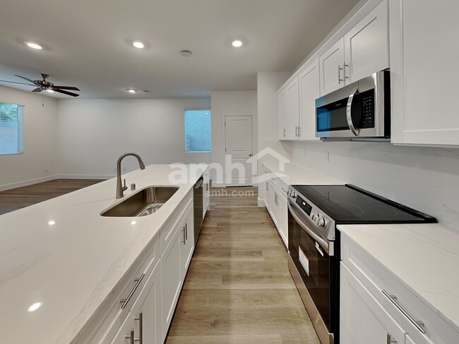 Photo - 5808 Fly Fisher St