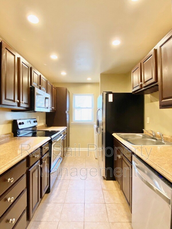 Photo - 3145 Reese Dr