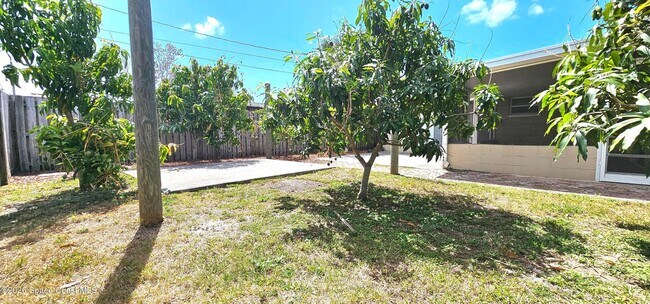 Photo - 1380 Floral Ln