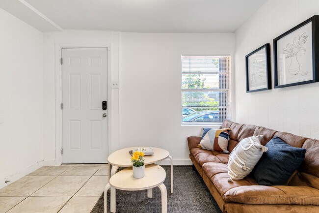 Photo - 3147 SW 17th St