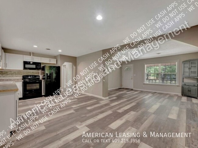 Photo - 1301 Spring Lake Dr