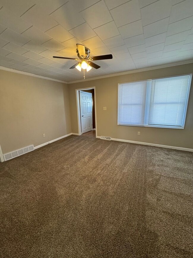 Photo - Two Bedroom One Bathroom Home in Machesney Park $1,395.00