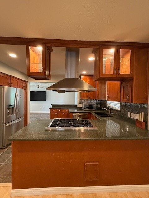 Photo - 923 W 41st St