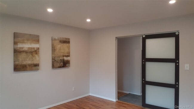 Photo - 82 Church St Unit A