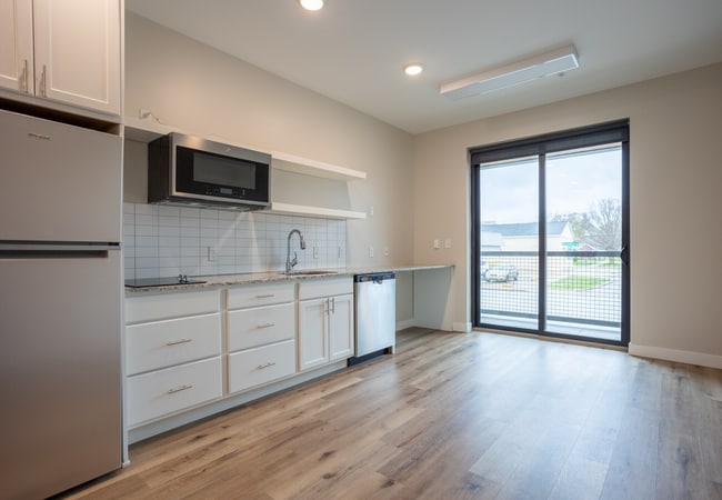 Photo - Victory On Leonard