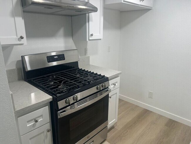 Photo - 8603 Fenwick St House