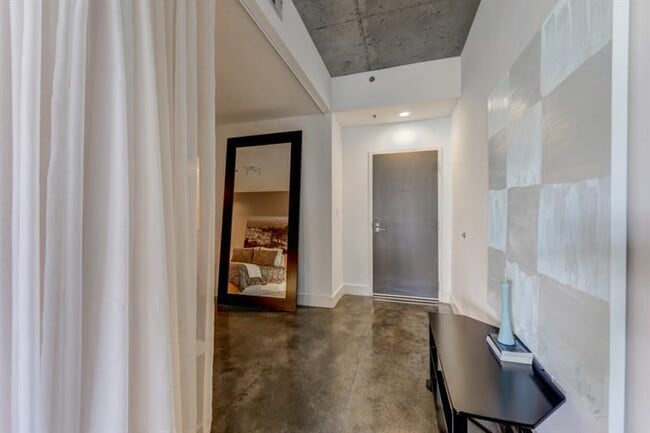 Photo - 845 Spring St NW Unit 522