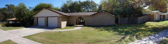 Photo - 1404 E Vardeman Ave